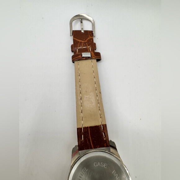 Set of two Calvin hill watches needs battery - Picture 8 of 13